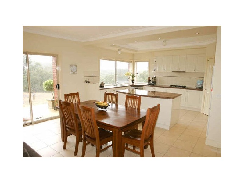 4 Ironbark Court, Hidden Valley VIC 3756