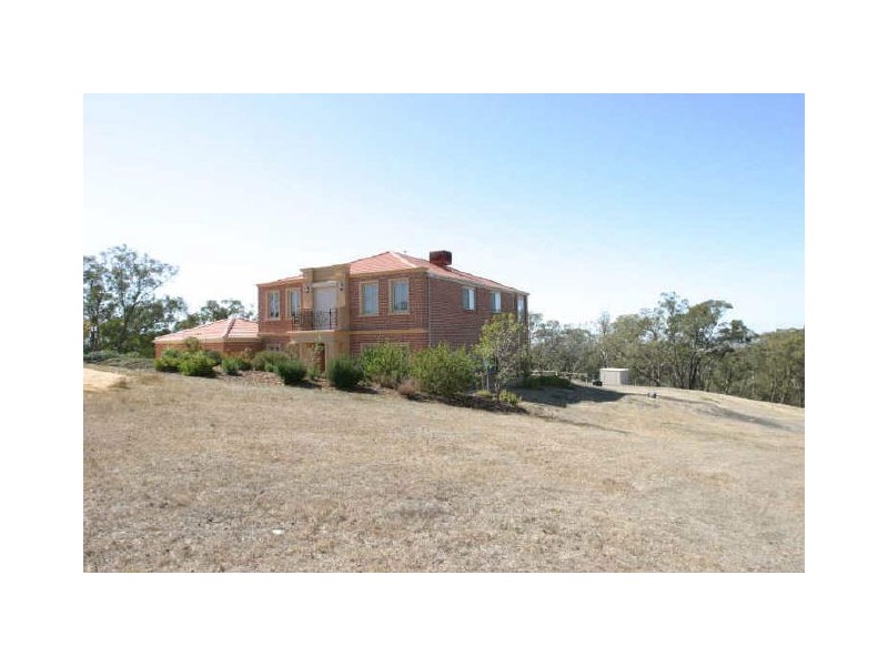 4 Ironbark Court, Hidden Valley VIC 3756