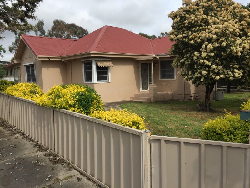 16 Murchison Street, Broadford VIC 3658