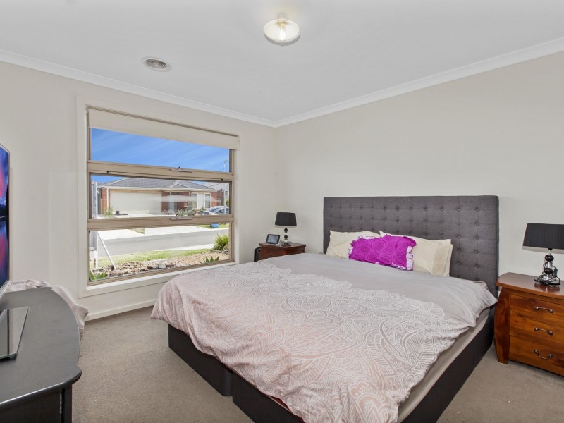 8 Treeviolet Lane, Wallan VIC 3756