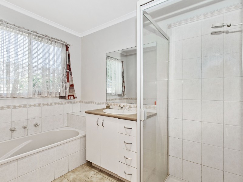 8 Lyons Way, Wallan VIC 3756