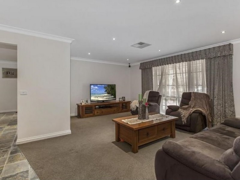 8 Budd Avenue, Wallan VIC 3756