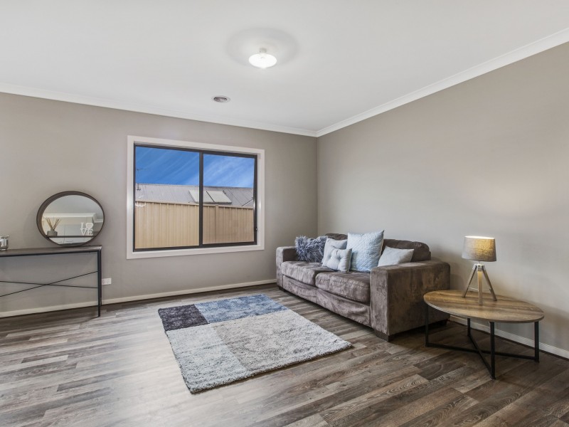 12 Pamela Court, Wallan VIC 3756