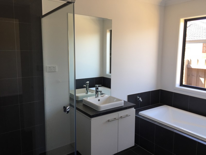 16 Riceflower Rise, Wallan VIC 3756