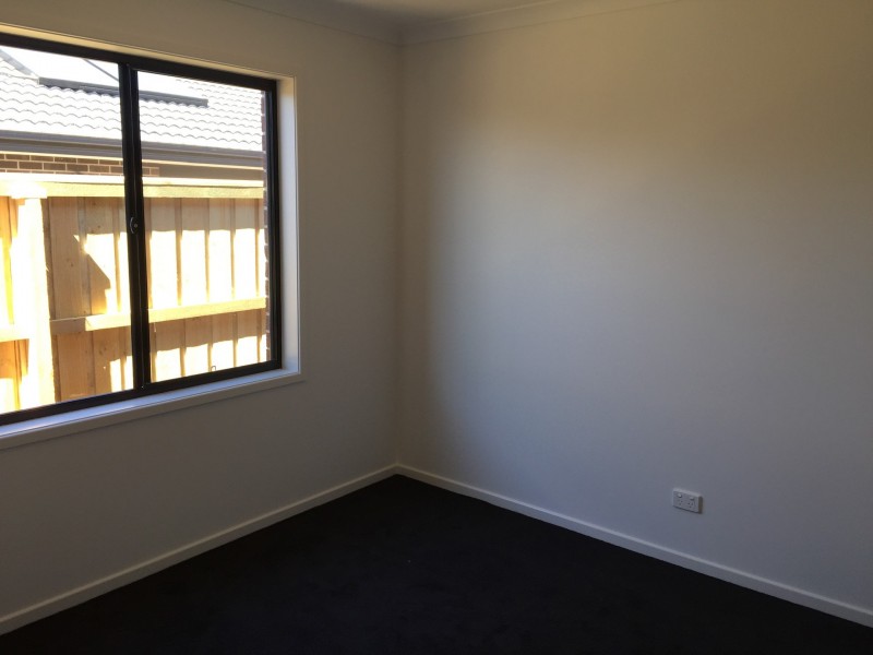 16 Riceflower Rise, Wallan VIC 3756