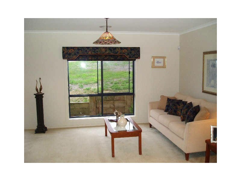 Hidden Valley VIC 3756