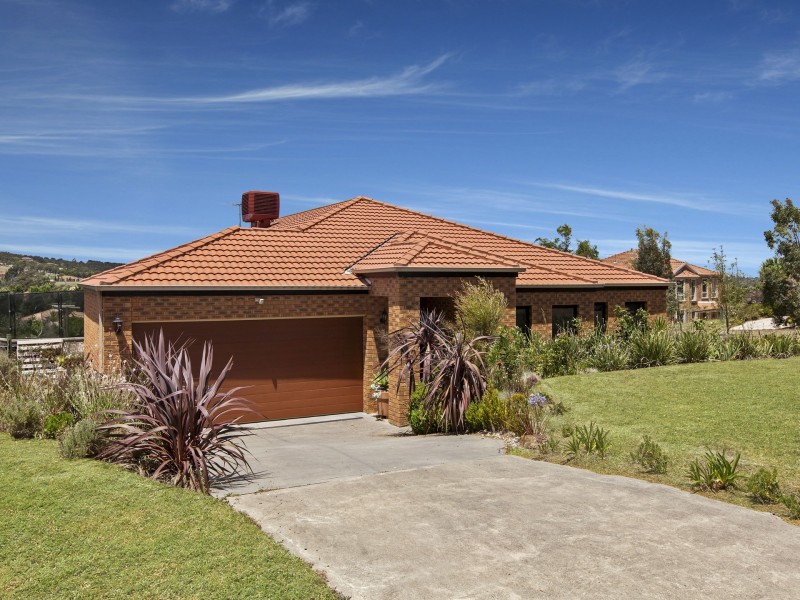 270 Hidden Valley Boulevard, Hidden Valley VIC 3756