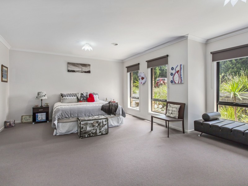 270 Hidden Valley Boulevard, Hidden Valley VIC 3756