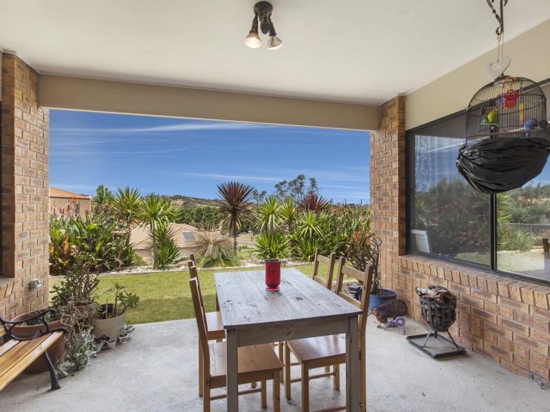 270 Hidden Valley Boulevard, Hidden Valley VIC 3756