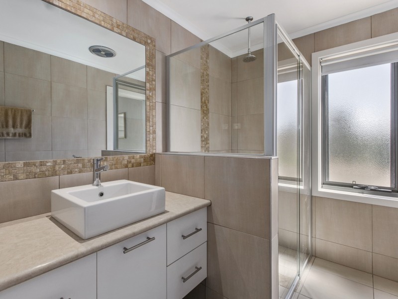 9 Siena Way, Hidden Valley VIC 3756