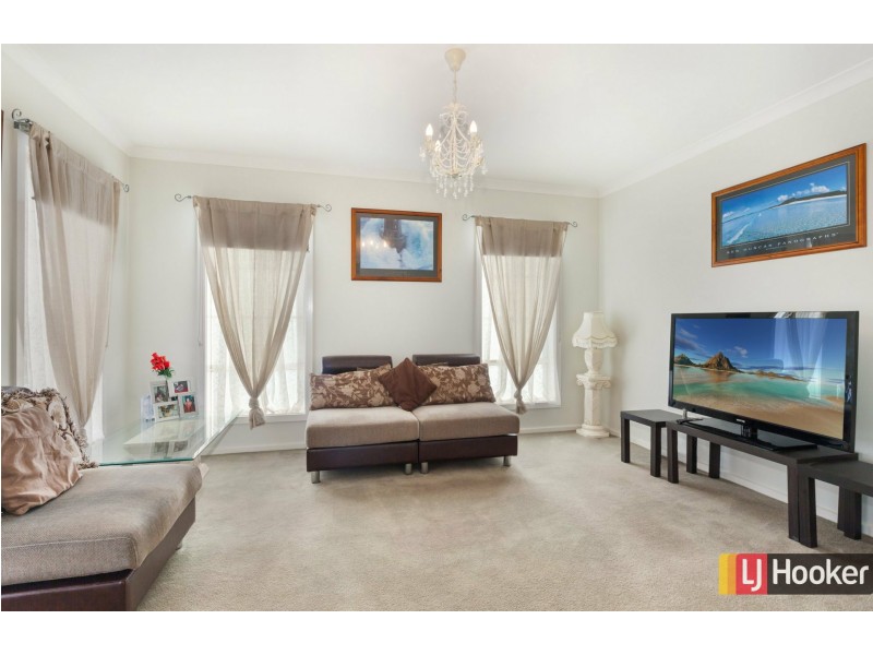 10 Craig Parry Drive, Hidden Valley VIC 3756