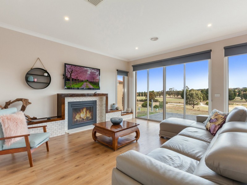43 Craig Parry Drive, Hidden Valley VIC 3756