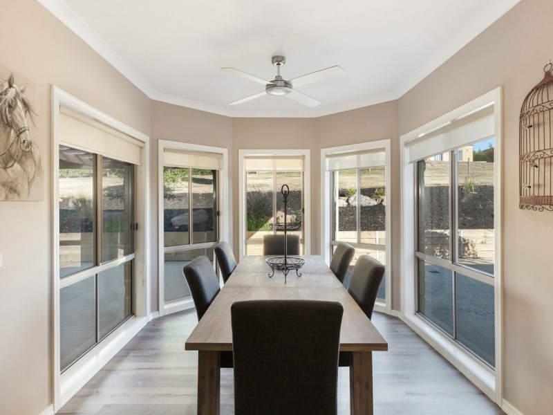 40 McDonald Drive, Wandong VIC 3758