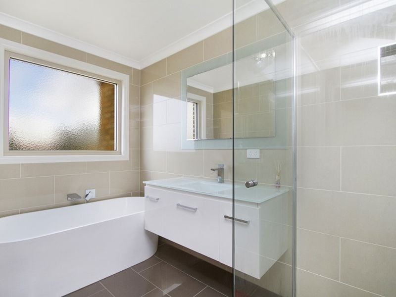 31 Siena Way, Hidden Valley VIC 3756