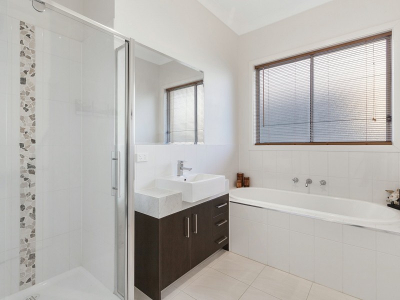 22 Aurina Drive, Hidden Valley VIC 3756