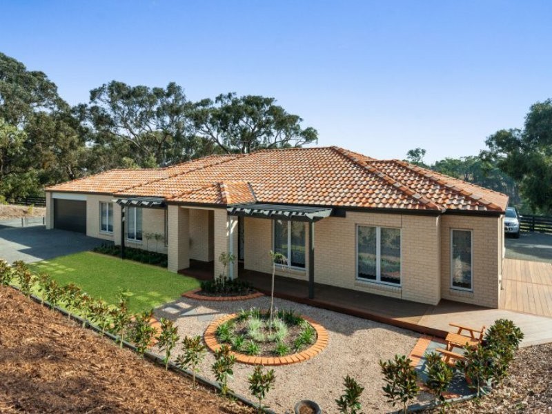 3 Triora Court, Hidden Valley VIC 3756