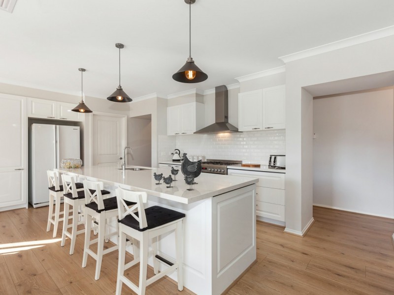 3 Triora Court, Hidden Valley VIC 3756