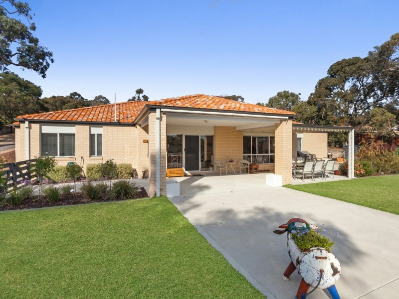 3 Triora Court, Hidden Valley VIC 3756