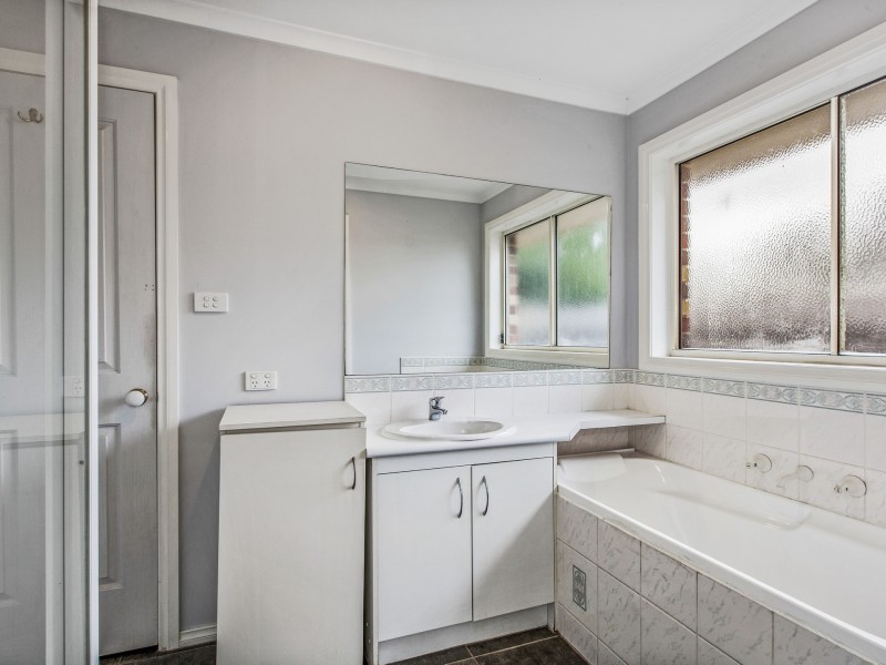 2 Brock Court, Wallan VIC 3756