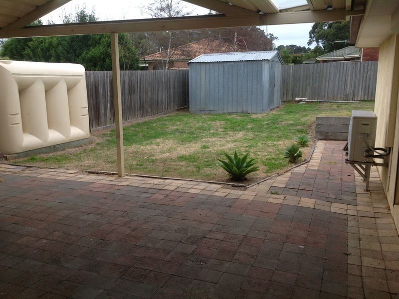 9 Osborne Way, Wallan VIC 3756