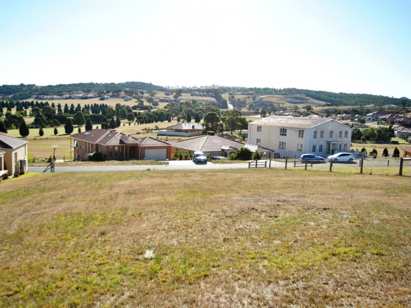 38 Craig Parry Drive, Hidden Valley VIC 3756