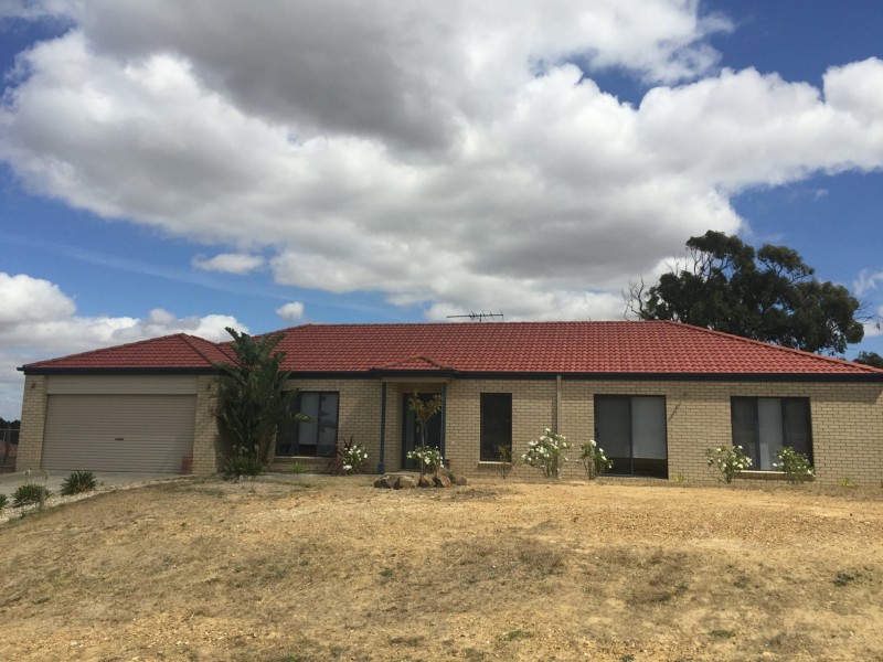 18 Craig Parry Drive, Hidden Valley VIC 3756