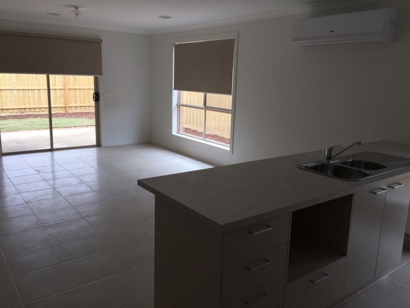 13 Tussock Drive, Wallan VIC 3756