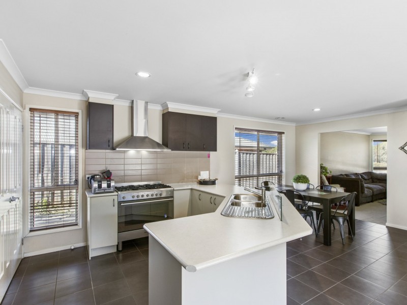 8 Australis Drive, Wallan VIC 3756