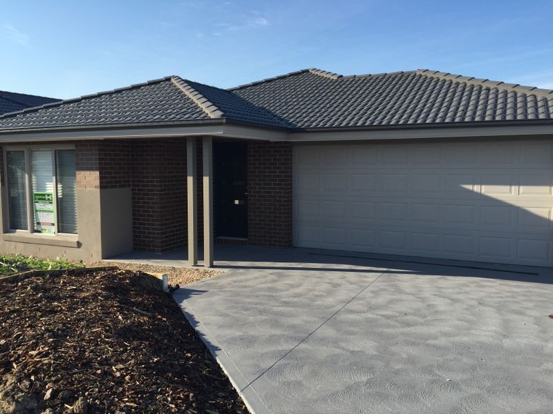 23 Dampiera Avenue, Wallan VIC 3756