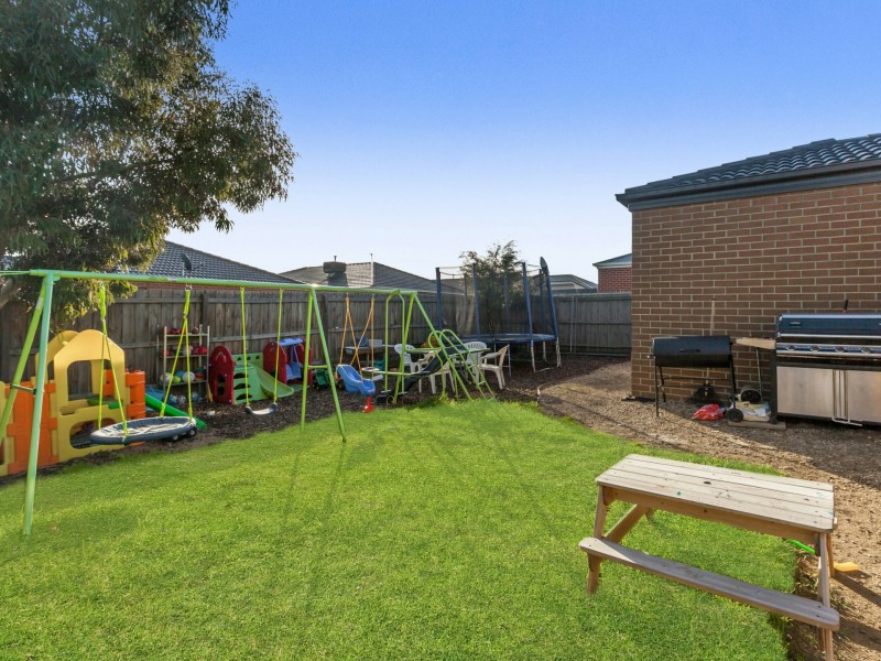 15 Watergum Way, Wallan VIC 3756