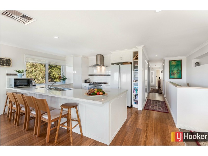 89 Siena Way, Hidden Valley VIC 3756