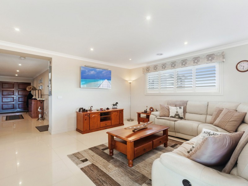 12 Craig Parry Drive, Hidden Valley VIC 3756