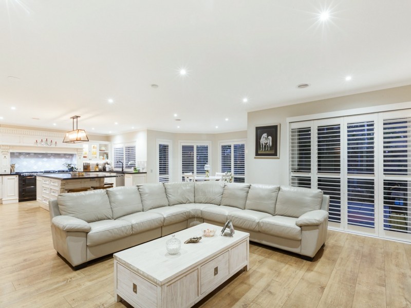 1120 Valley Drive, Hidden Valley VIC 3756