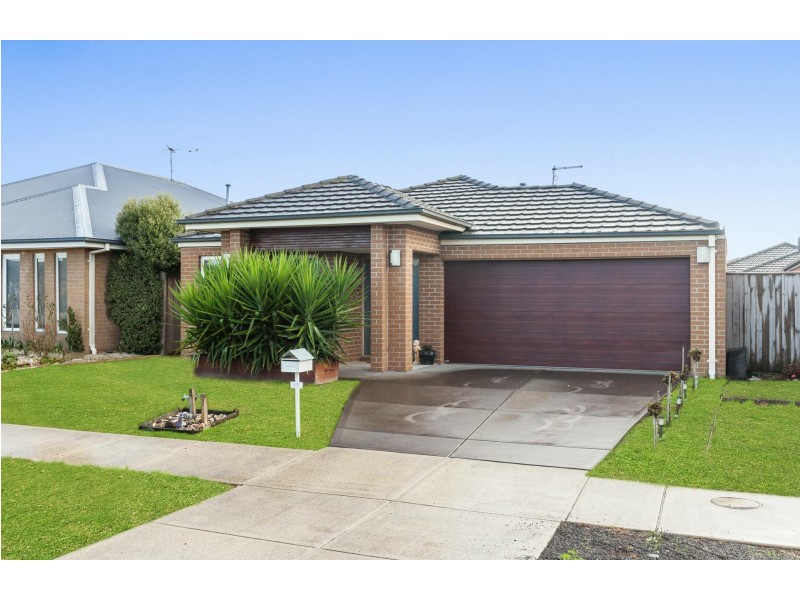 17 Buckland Hill Drive, Wallan VIC 3756
