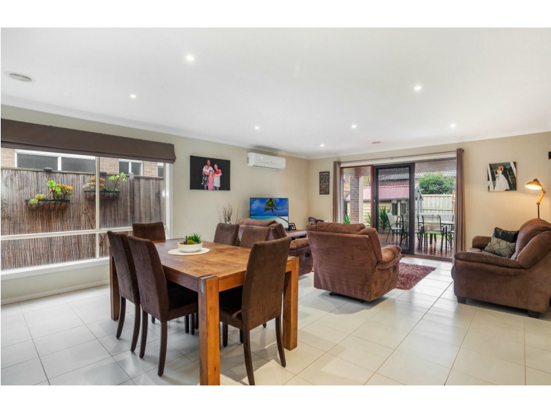 17 Buckland Hill Drive, Wallan VIC 3756