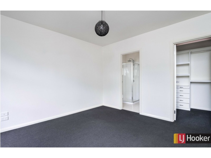 Unit 10/6 Eden Place, Wallan VIC 3756