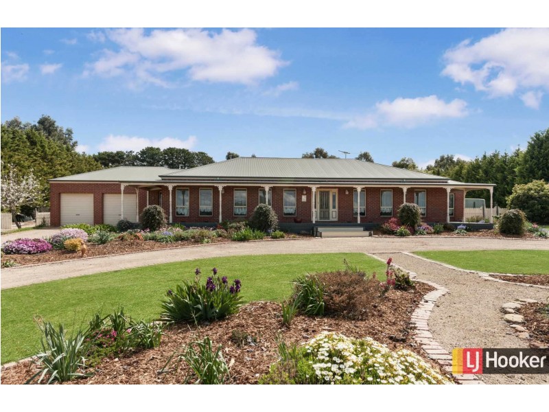 5 Queen Adelaide Court, Wallan VIC 3756