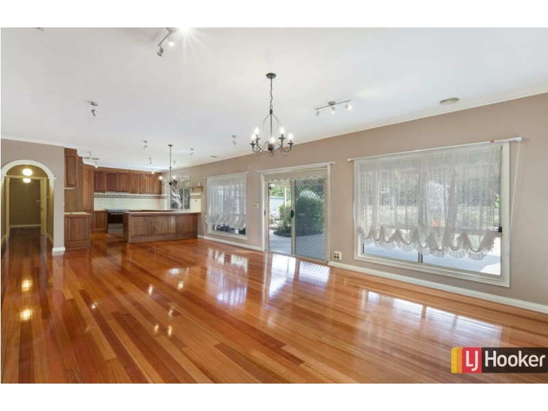 5 Queen Adelaide Court, Wallan VIC 3756