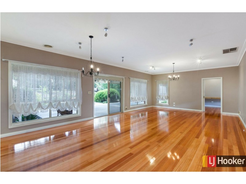 5 Queen Adelaide Court, Wallan VIC 3756