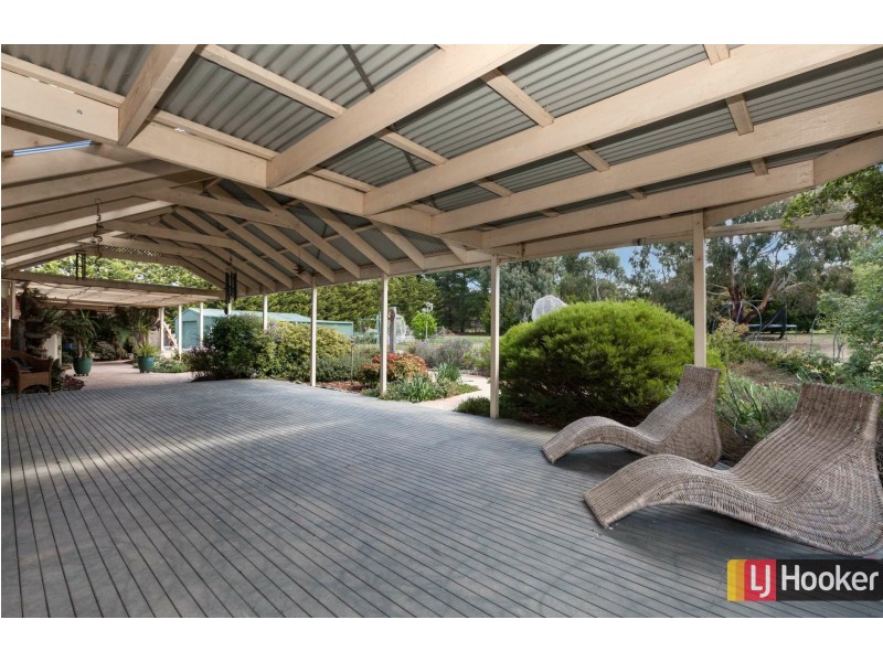 5 Queen Adelaide Court, Wallan VIC 3756