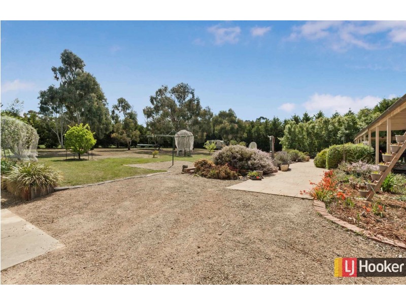 5 Queen Adelaide Court, Wallan VIC 3756