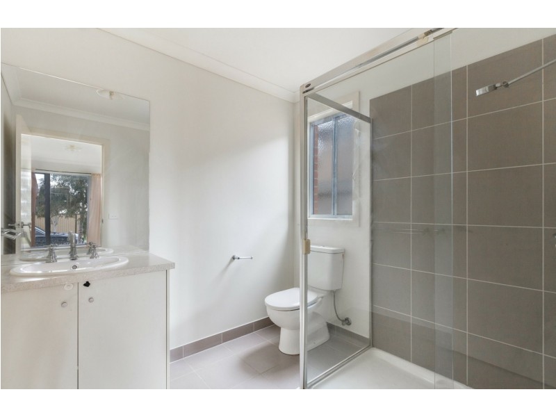 27 Watergum Way, Wallan VIC 3756
