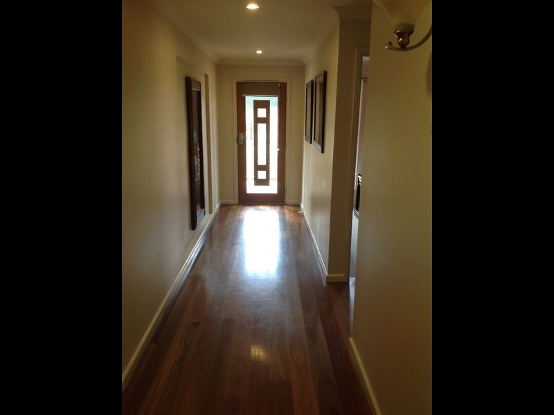 61 Lakeside Drive, Hidden Valley VIC 3756