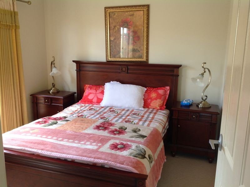 61 Lakeside Drive, Hidden Valley VIC 3756