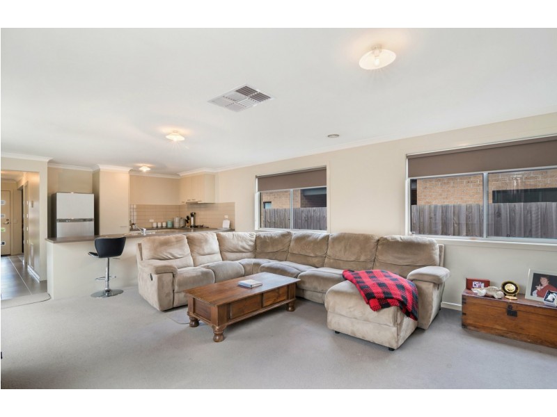 13 Watergum Way, Wallan VIC 3756