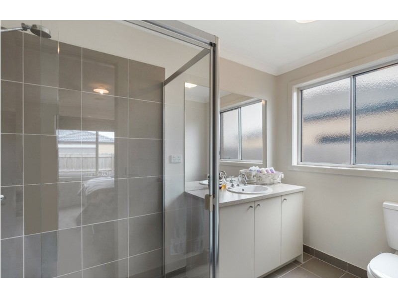 13 Watergum Way, Wallan VIC 3756