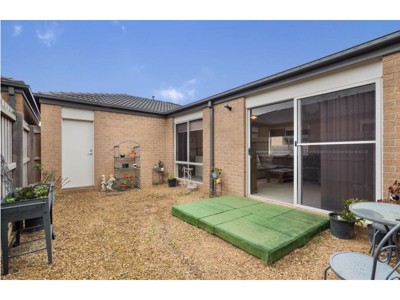 13 Watergum Way, Wallan VIC 3756