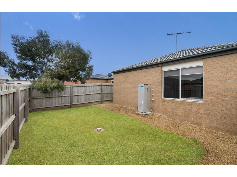 13 Watergum Way, Wallan VIC 3756