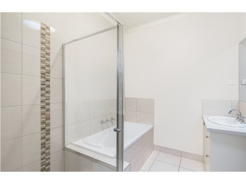 Unit 2/18 Dudley Street, Wallan VIC 3756