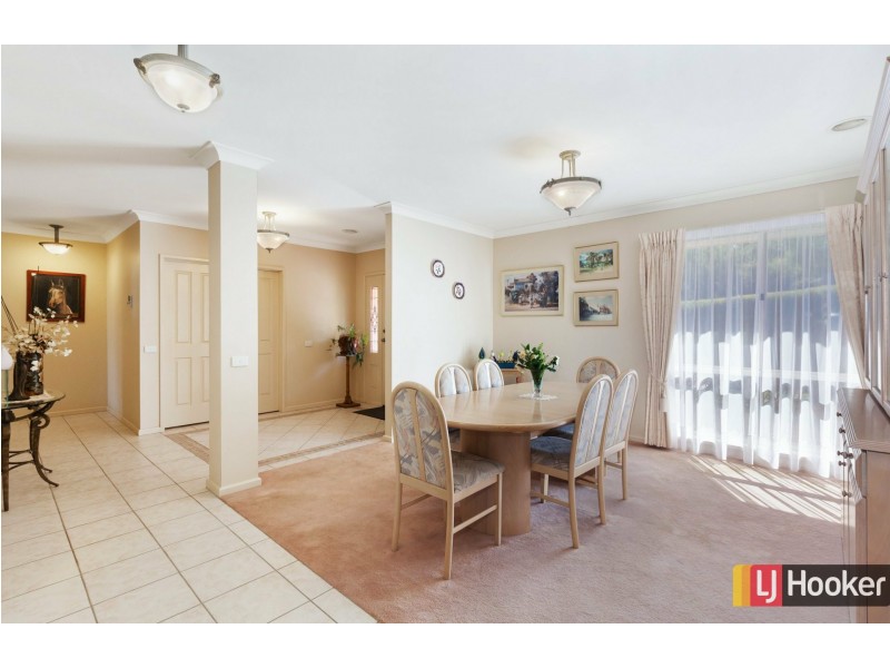 87 Valley Drive, Hidden Valley VIC 3756